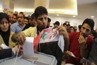 যুদ্ধবিধ্বস্ত সিরিয়ায় সংসদ নির্বাচনের ভোটগ্রহণ চলছে