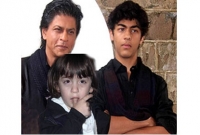 নিজের জীবনীতে অভিনয়ের বিষয়ে দুই ছেলেকে নিয়ে যা বললেন শাহরুখ