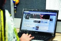 বলতে পারবেন, সব থেকে বেশি ফেসবুক ব্যবহার করে কারা?