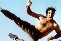  গুরু অক্ষয়, একার হাতেই লম্পটকে ঘায়েল করলেন তরুণী