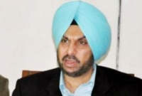 ১৫২ কোটি টাকার মালিক পুলিশ সুপার, দেশজুড়ে তোলপাড়