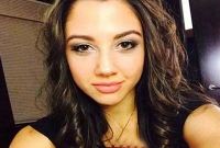 এক আজব পেশা, পুরুষকে শায়েস্তা করে লাখপতি যুবতী!