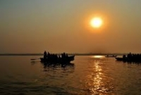  মানুষ তার বিশ্বাসের বাইরে যেতে পারে না