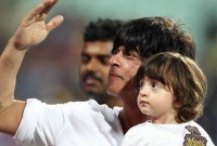 সন্তানদের সাথে ছুটি কাটানোর পর যা বললেন শাহরুখ