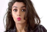 আলিয়ার জীবনে নতুন ঝড়ের তাণ্ডব!