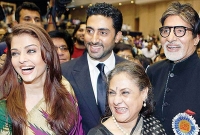 ৯ বছরে অভিষেক ও ঐশ্বরিয়া, অমিতাভের শুভ কামনা