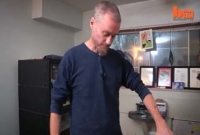 আজব কাণ্ড, নিজের ইচ্ছায় ১৬০ বার বিষধর সাপের কামড় খেয়েও জীবিত!