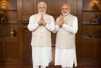 বলতে পারবেন, কোনটি আসল আর কোনটি নকল মোদী?