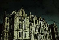 যে কলেজে ছাত্র-শিক্ষক সবাই ভূত, ভর্তি হবেন?