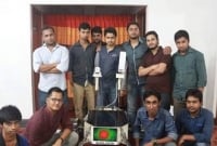 ঢাকা প্রকৌশল ও প্রযুক্তি বিশ্ববিদ্যালয়ের শিক্ষার্থীদের তৈরি করা রোবট যাচ্ছে যুক্তরাজ্যে
