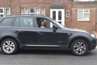 ইংল্যান্ড থেকে গাড়ি চালিয়ে পূর্বপুরুষের দেশে!‌