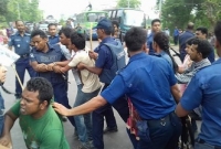  মহাসড়ক অবরোধ, ১২ শিক্ষার্থীকে আটকের পর মুক্তি