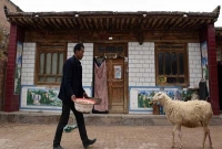 শুনে অবাক হবেন, যে গ্রামে বাস করেন শুধু এই মানুষটাই!