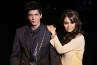 বলেনতো কিসে শাহরুখের নায়িকা ছিলেন গৌরী?