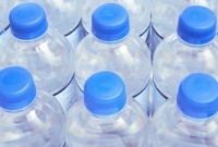 পানি পচনশীল নয়, তাহলে বোতলে ‘এক্সপায়ারি ডেট’ থাকে কেন?