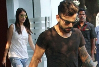 তবে কি আনুশকাকে ভুলতেই বসেছেন বিরাট!