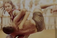 ৫দিনে ২৫ লাখ মানুষ দেখলো সালমানের বেগমকে!