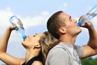 জিম নয়, শুধু পানি খেয়েই কমান শরীরের ওজন