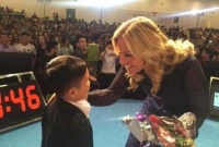 ম্যাডাম ওকে কোল থেকে নামিয়ে দিন, ও আমার স্বামী!