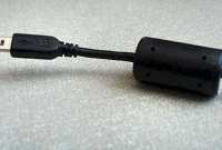 চার্জিং কডে কেন এমন সিলিন্ডার থাকে, ভেবে দেখেছেন?