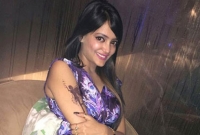 ধরা খেলেন মডেল সঙ্গীতা