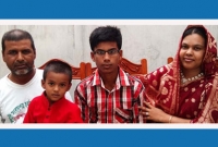 বাড়ি বাড়ি গিয়ে পত্রিকা বিক্রি করে জিপিএ-৫ পেল ইমন