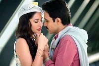 বরকে নিয়ে বিতর্কিত মন্তব্য করায় বিয়ে ভাঙল নার্গিসের!