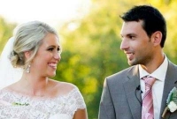  বিমানবালাদের মাধ্যমে পাইলটকে ম্যানেজ করেন সুন্দরী লিসা!