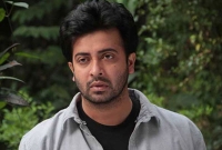 অপু বিশ্বাসের সাথে আমার কোন ঝামেলা নেই : শাকিব খান