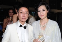 এই সুন্দরীকে বিয়ে করলে যৌতুক পাবেন ১২০০ কোটি টাকা!