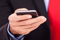 আজব কাণ্ড, মোবাইল চেক করায় স্বামীর আঙুল কাটলো স্ত্রী!