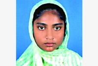 আশ্রয়হীন নাজমিনার কান্না, অবশেষে কোর্টে মামলা আশ্রয়হীন নাজমিনার কান্না, অবশেষে কোর্টে মামলা