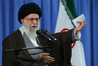 ‌‘বড় শয়তান আমেরিকার জন্য জনগণকে ধোঁকা দিচ্ছে কিছু মুসলিম সরকার’