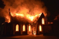 আগুনে পুড়ে গেল অস্ট্রেলিয়ার জিলোঙ্গ শহরের একমাত্র মসজিদ