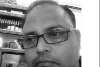 মনের কাঠ গড়ায়