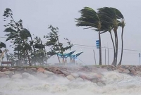 ধেয়ে আসছে ঘূর্ণিঝড় মোরা, সরকারি কর্মকর্তাদের ছুটি বাতিল ধেয়ে আসছে ঘূর্ণিঝড় মোরা, সরকারি কর্মকর্তাদের ছুটি বাতিল