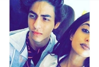 বলিউড বাদশাপুত্র ও শাহেন শাহর নাতনির ডিগ্রি সেলিব্রেশন