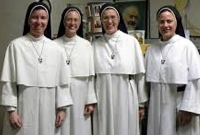 ব্রিটেনে বাড়ছে অধার্মিকের সংখ্যা, খৃষ্টানরা সংখ্যালঘু