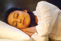 জানেন, ঘুমের মধ্যে কেন কথা বলেন মানুষ?