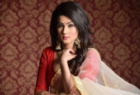 আমার স্বামী গ্রামের সহজ সরল সাধারণ ছেলে : মাহি