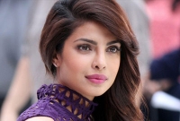 অবাক না হয়ে পারা যায়? ৪০ দিনের ছুটিতেও প্রিয়ঙ্কার আয় ১০০ কোটি টাকা!