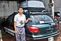 বিশ্বভ্রমণকারী কে এই ব্যক্তি, যে বাংলাদেশ দর্শন শেষ করছে ২১৬৭ দিনে