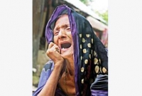 ‘কাঁদতে কাঁদতে চোখের পানি শুকিয়ে গেছে স্বামীর জন্য’