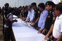 আত্মসমর্পণ করা সেই ‘মাস্টার বাহিনী’র বিরুদ্ধে ২ মামলা আত্মসমর্পণ করা সেই ‘মাস্টার বাহিনী’র বিরুদ্ধে ২ মামলা