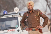 এই ছবিই যত নষ্টের গোড়া, আসল ঘটনা জানতে ক্লিক করুন!