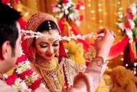  ফুলশয্যার রাতে বর-কনেকে কেশর মেশানো দুধ পান, কেন জানেন?