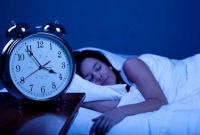 যে ৫টি কাজ ঘুমানোর আগে ভুলেও করবেন না