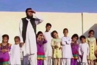 সেঞ্চুরির লক্ষ্যে এক বাবার