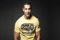 ভালো যাচ্ছে না জন আব্রাহাম ও প্রিয়ার সম্পর্ক 