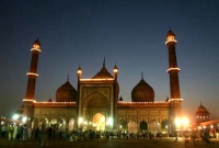 নামাজের মধ্যে মসজিদ লক্ষ্য করে ককটেল বিস্ফোরণ, মুসল্লিদের মধ্যে আতঙ্ক